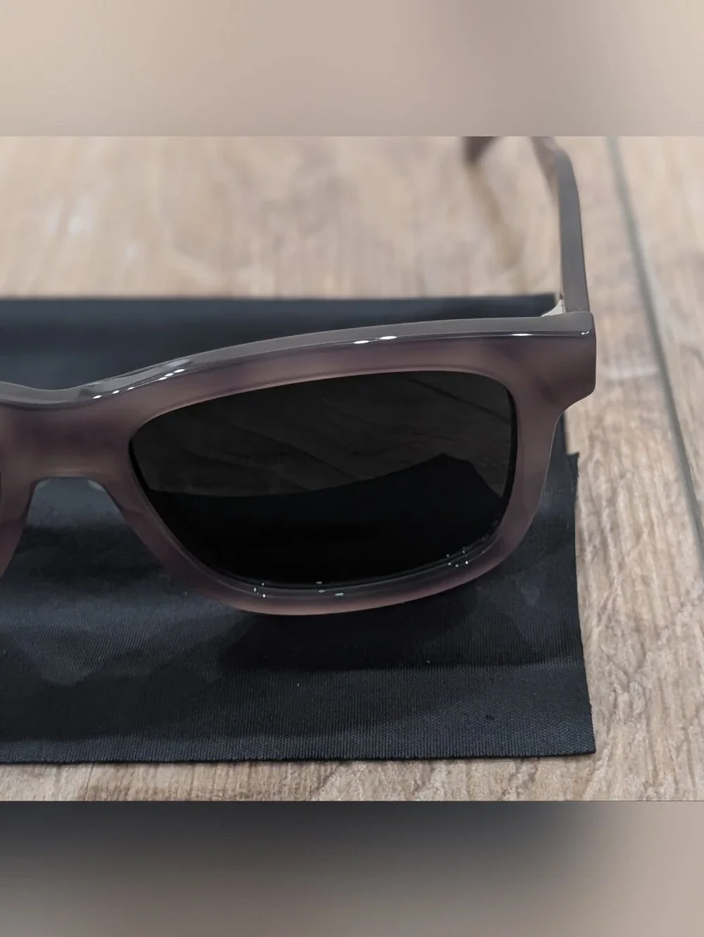 $500 Mens Authentic GUCCI 55mm Rectangular Sunglasses Havana/Green